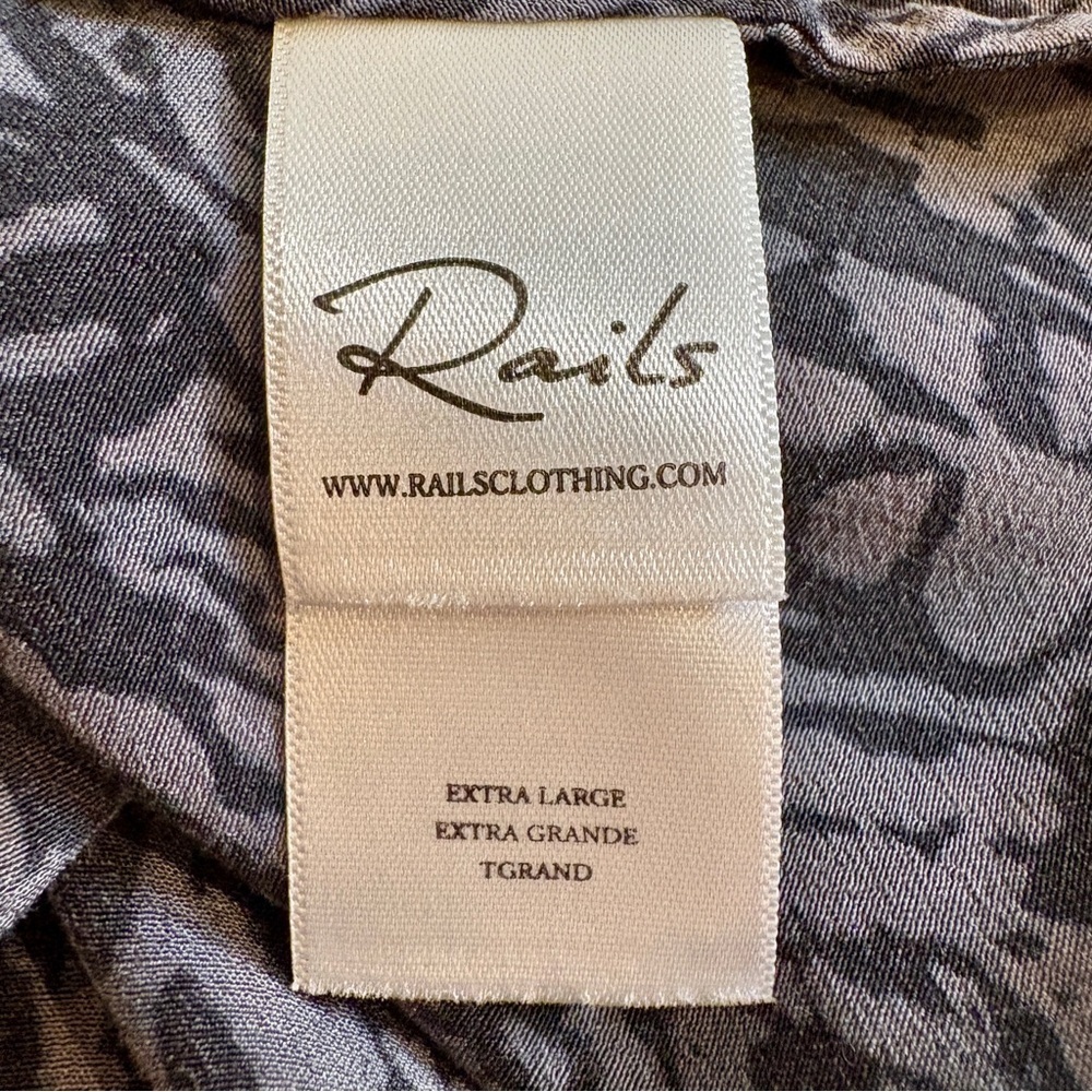 Rails Zana Black and Gray Long Sleeve Dress with Smocked Waist Size XL - Picture 8 of 10